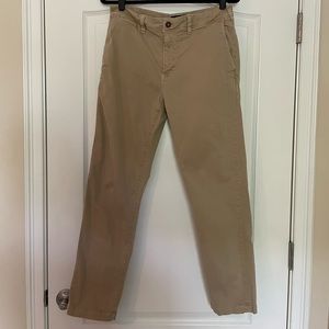 American Eagle Outfitters Slim Straight Extreme Flex Chinos - Tan
